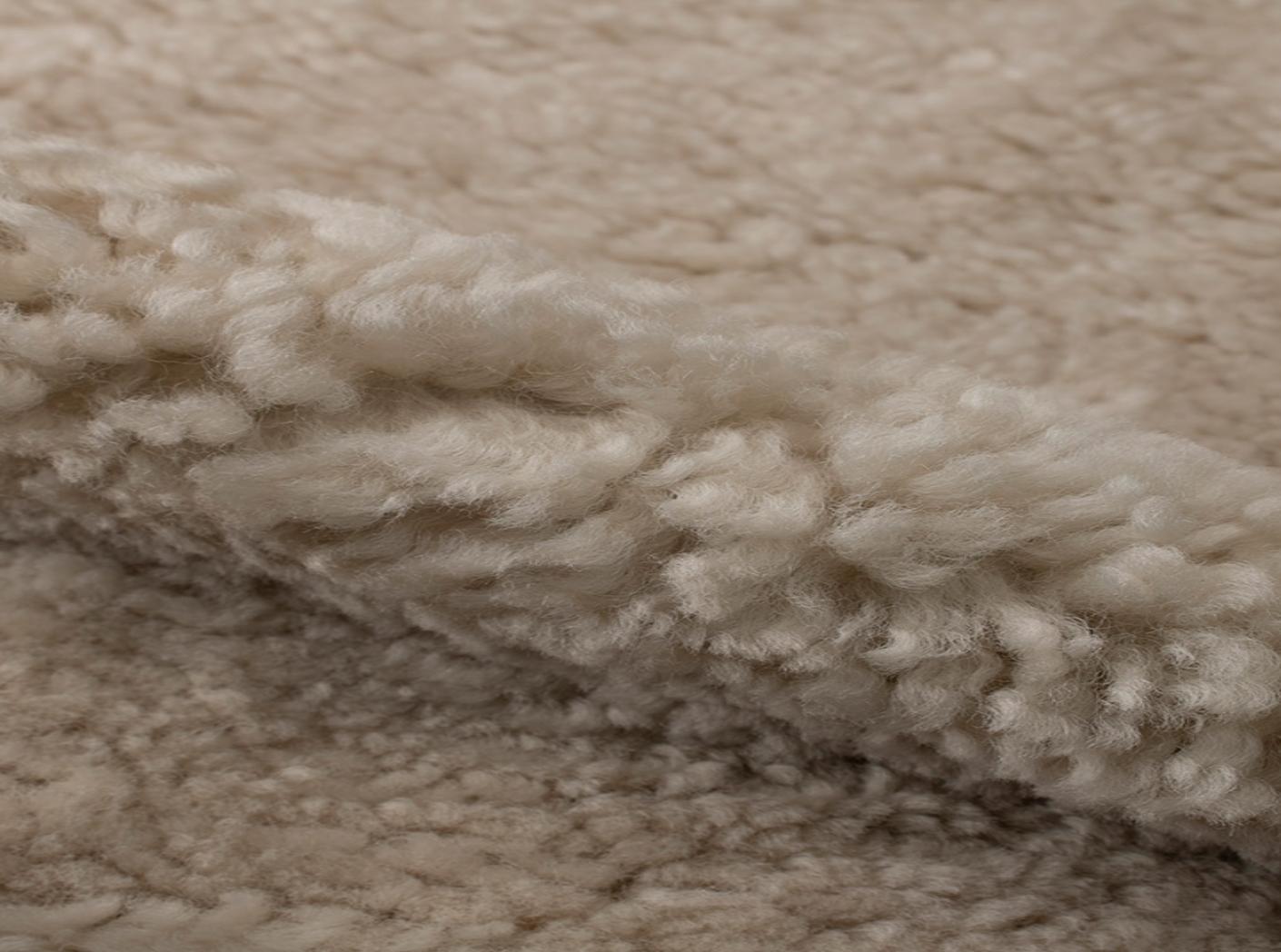 Avikailis Canberra Moonlight Avikailis Canberra Moonlight