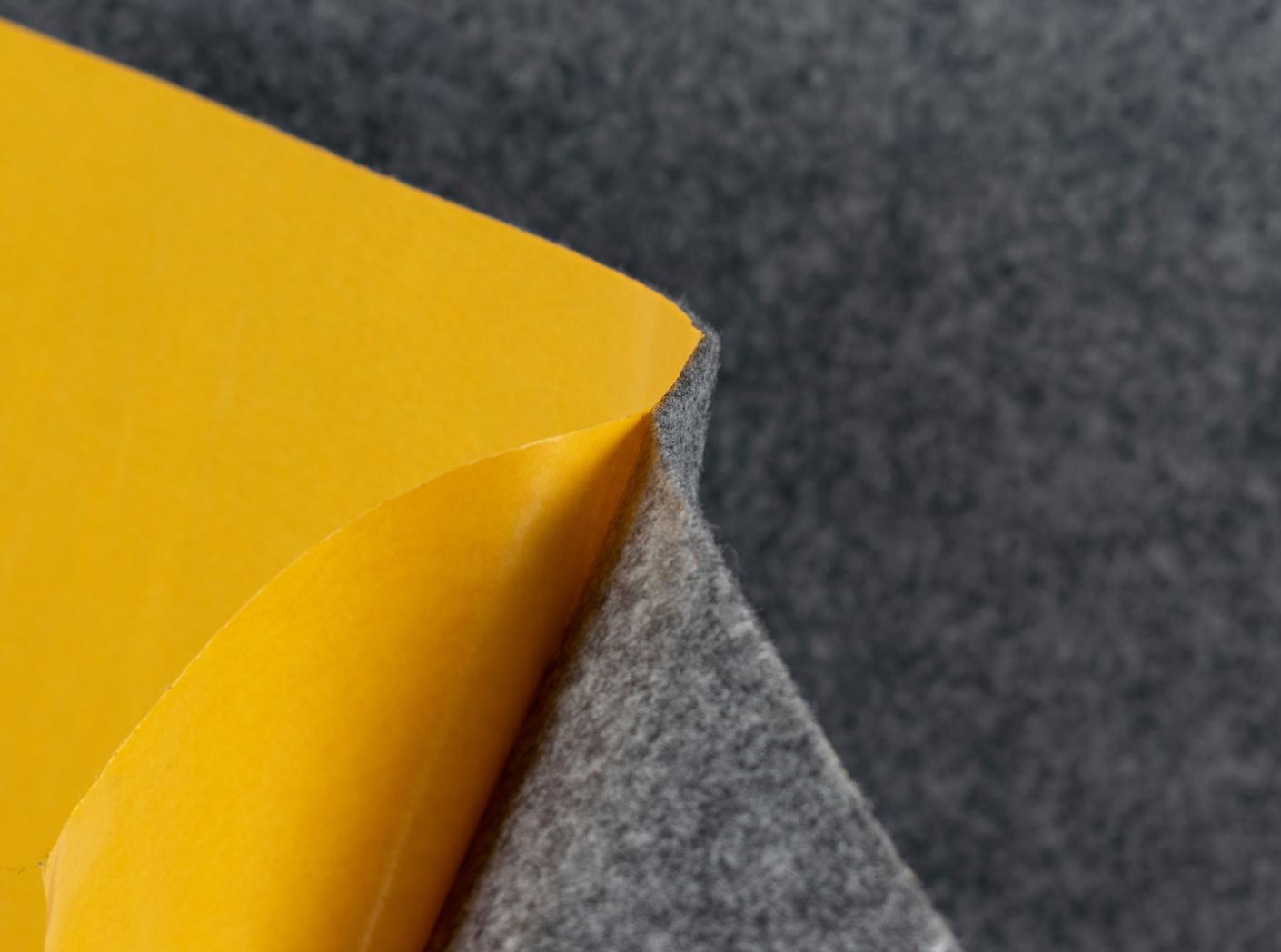 Veltinis 360 g/m2, b=133 cm, š.pilkas, klijuojamas Veltinis 360 g/m2, b=133 cm, š.pilkas, klijuojamas