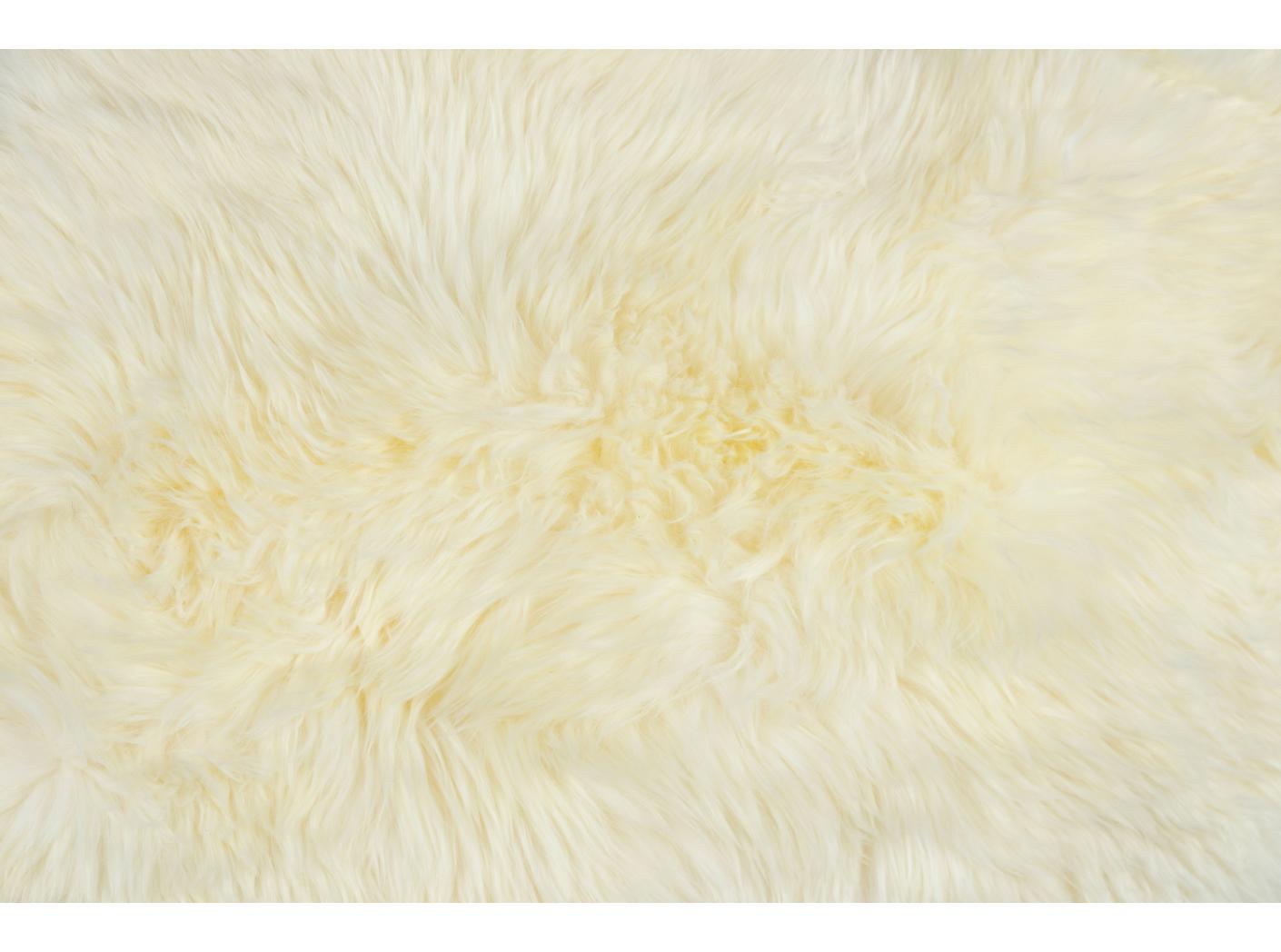 Ėriuko kailis, apie 0,7 m2/vnt, White Ėriuko kailis, apie 0,7 m2/vnt, White