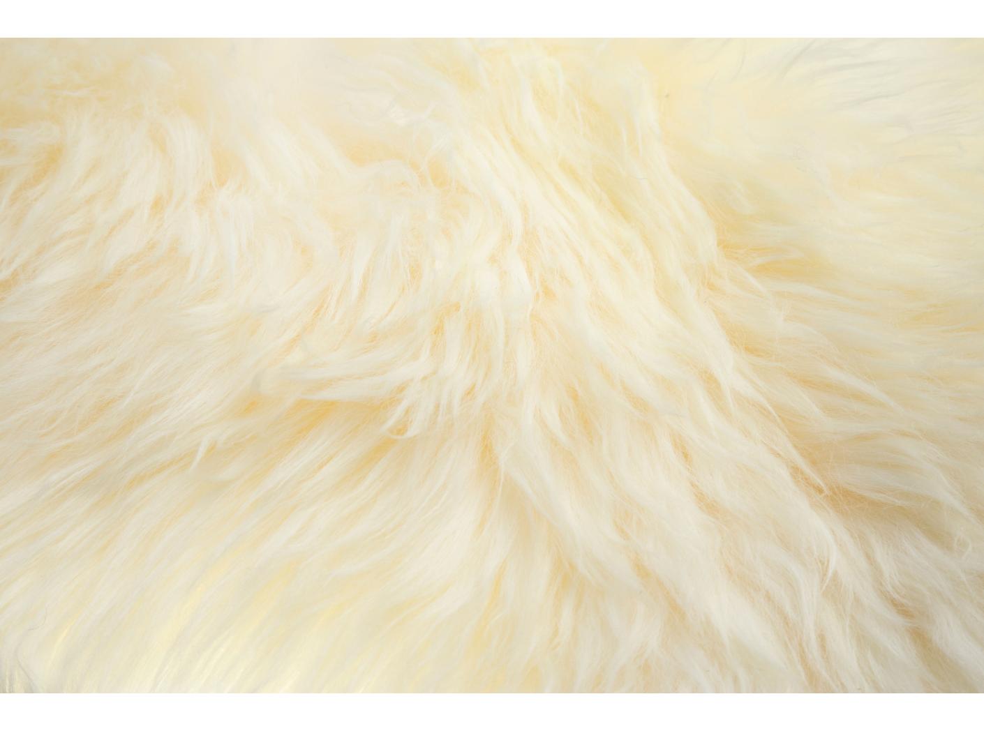 Ėriuko kailis, apie 0,7 m2/vnt, White Ėriuko kailis, apie 0,7 m2/vnt, White