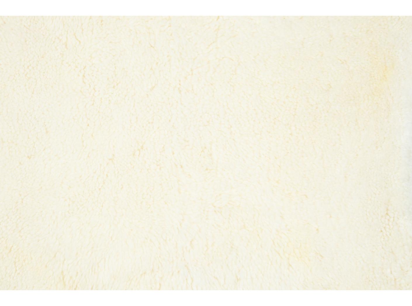 Avikailis Canberra White Avikailis Canberra White