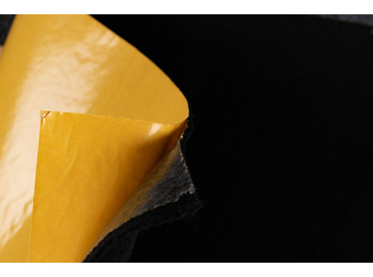 Veltinis 360 g/m2, b=133 cm, juodas, klijuojamas Veltinis 360 g/m2, b=133 cm, juodas, klijuojamas