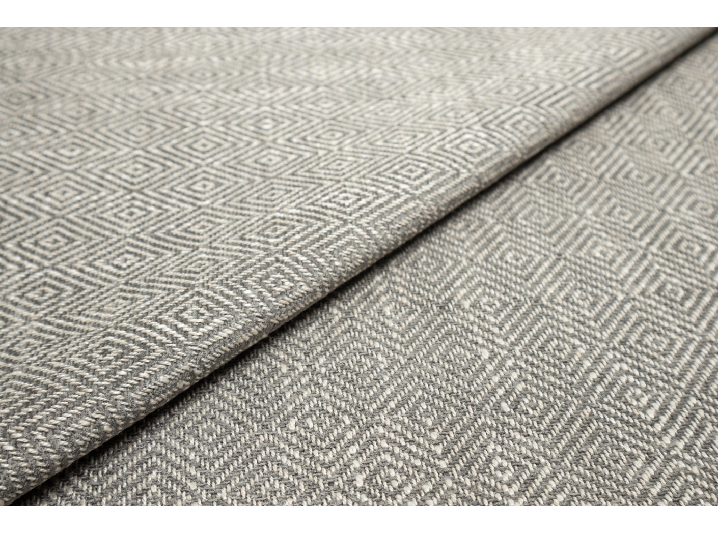 Audinys Magdalena 17 Warm grey Audinys Magdalena 17 Warm grey