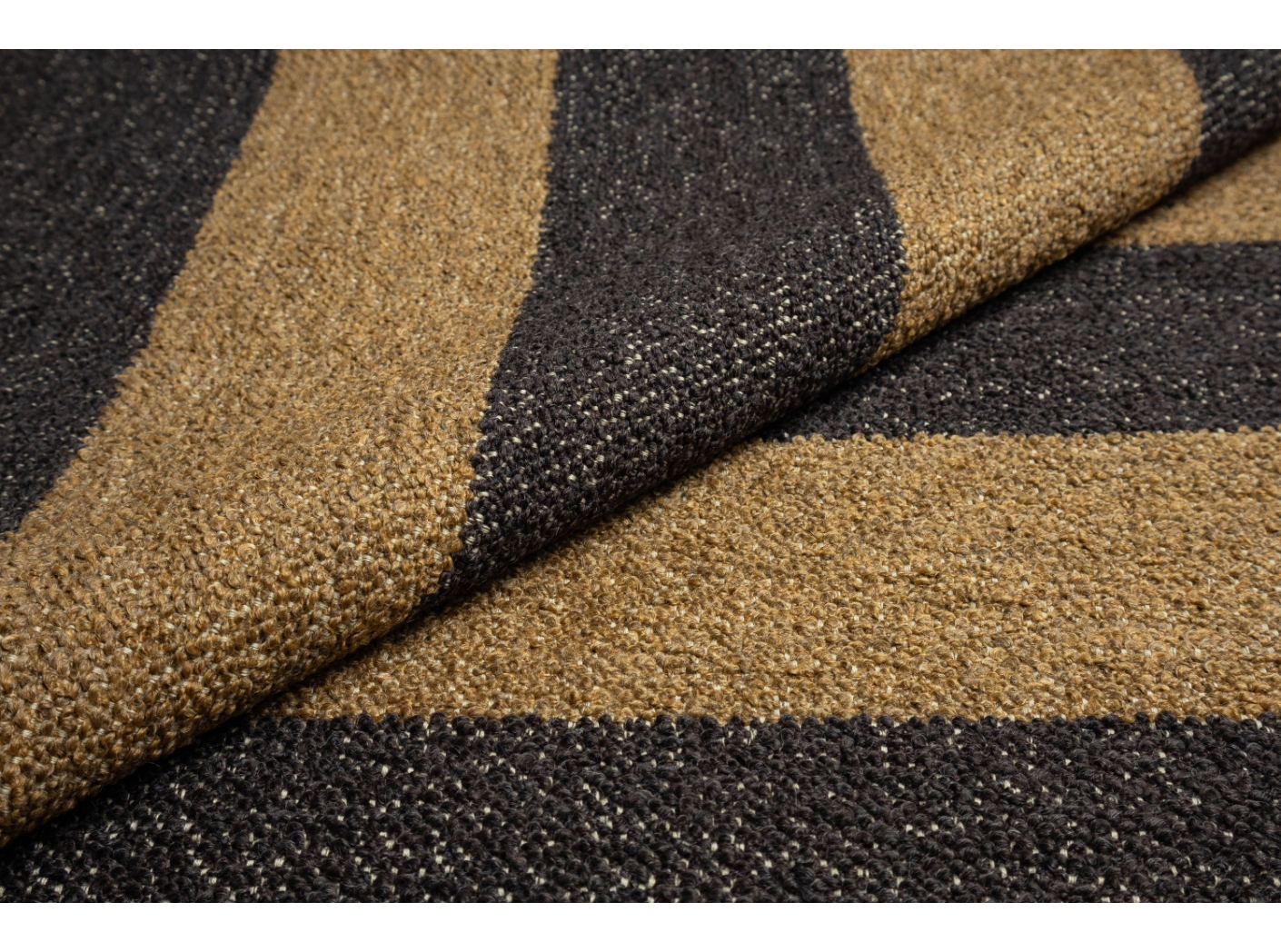Audinys Barnum Stripe 35 Fudge/Shale Audinys Barnum Stripe 35 Fudge/Shale