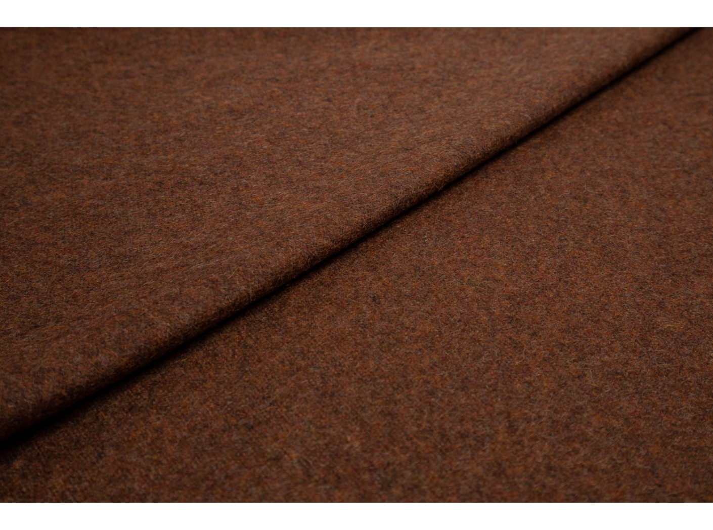 Audinys Wooly Wide 380037 Rust, b=170 cm Audinys Wooly Wide 380037 Rust, b=170 cm