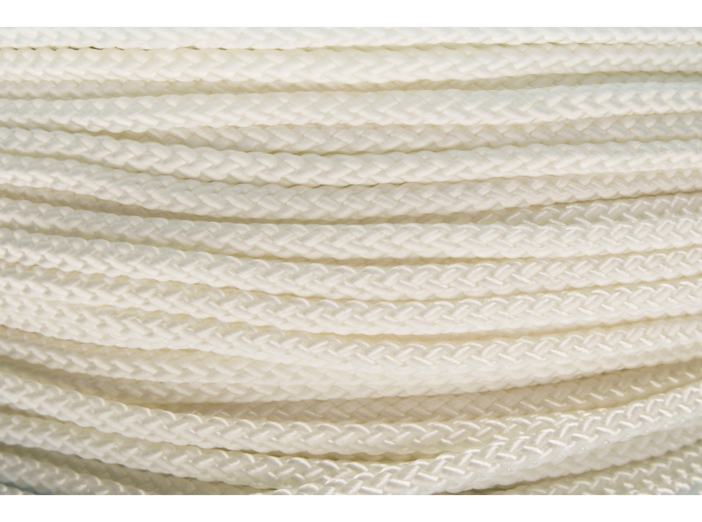 Virvutė markizėms, Ø=4,0 mm, balta, 100 m/rit. Virvutė markizėms, Ø=4,0 mm, balta, 100 m/rit.