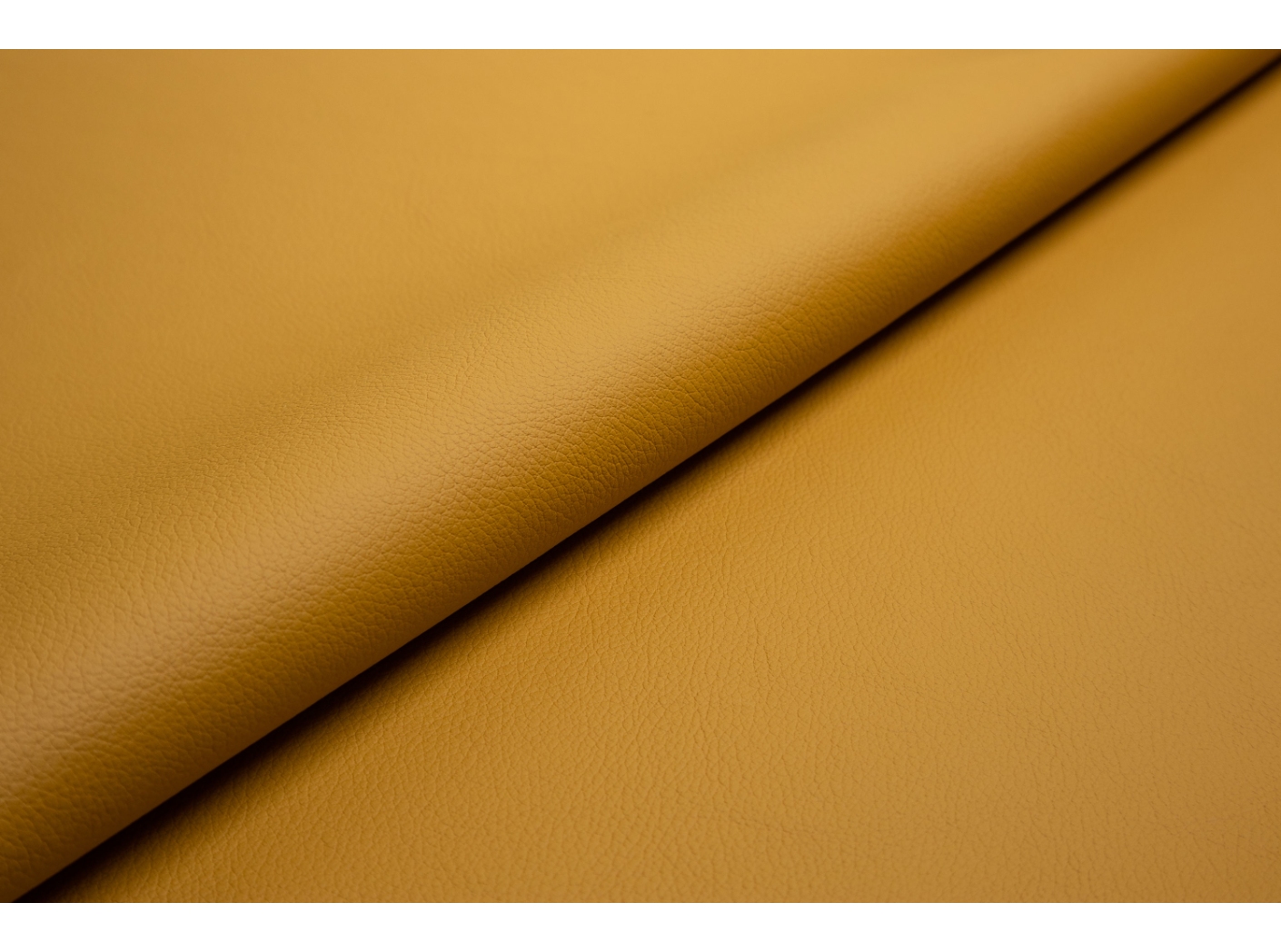 PU Illusion III 36850 Mustard PU Illusion III 36850 Mustard