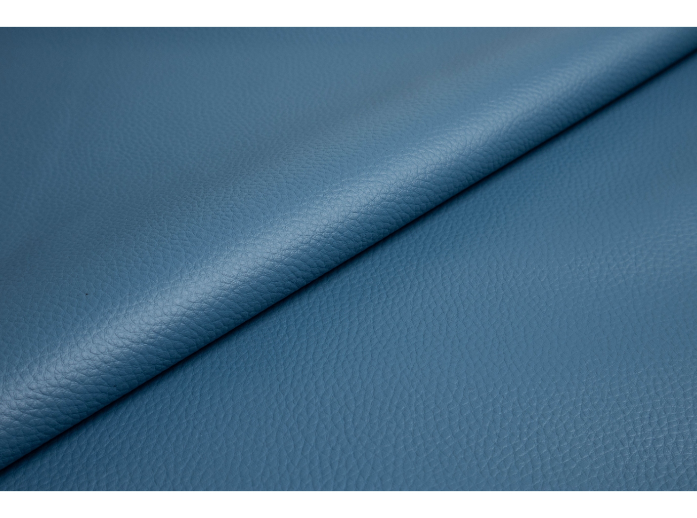 PU Illusion III Full grain 65788 Blue lagoon PU Illusion III Full grain 65788 Blue lagoon