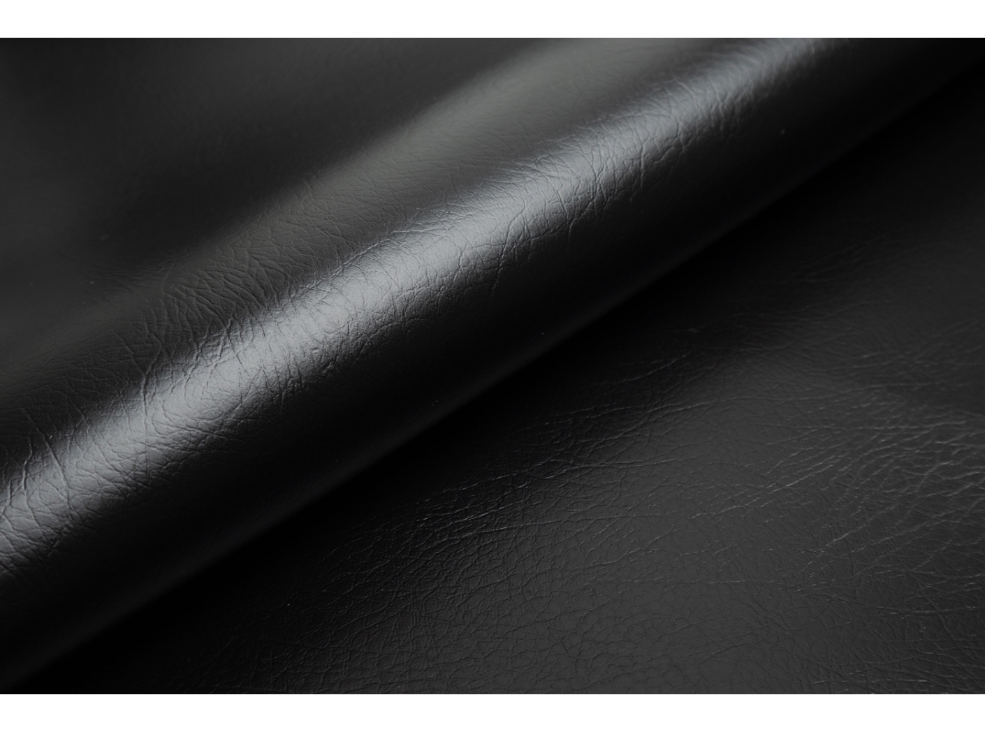 PVC Vonyl motociklų sėdynėms, b=150 cm, juoda, be ftalatų PVC Vonyl motociklų sėdynėms, b=150 cm, juoda, be ftalatų