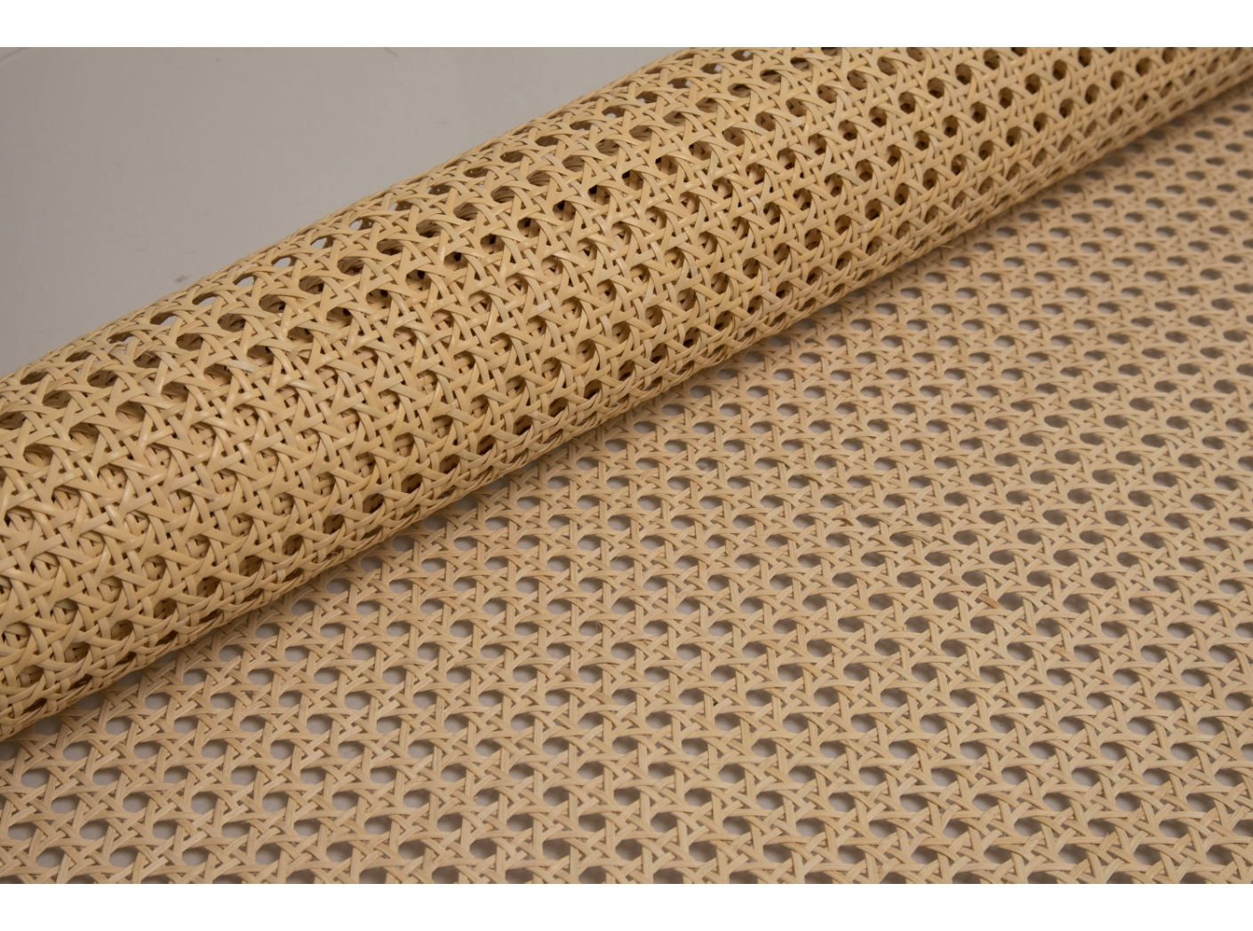 Rotango tinklas, b=75 cm, 15,24 m/rul. Rotango tinklas, b=75 cm, 15,24 m/rul.