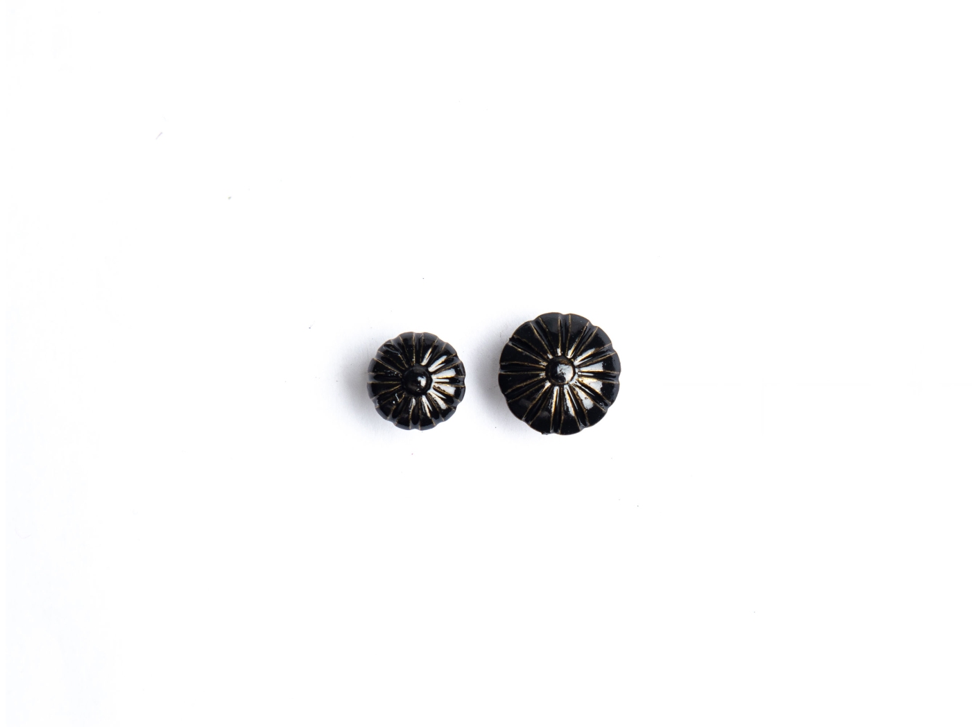 Dekoratyviniai vinukai Black Z547, Ø 14 mm, 250 vnt/pak. Dekoratyviniai vinukai Black Z547, Ø 14 mm, 250 vnt/pak.