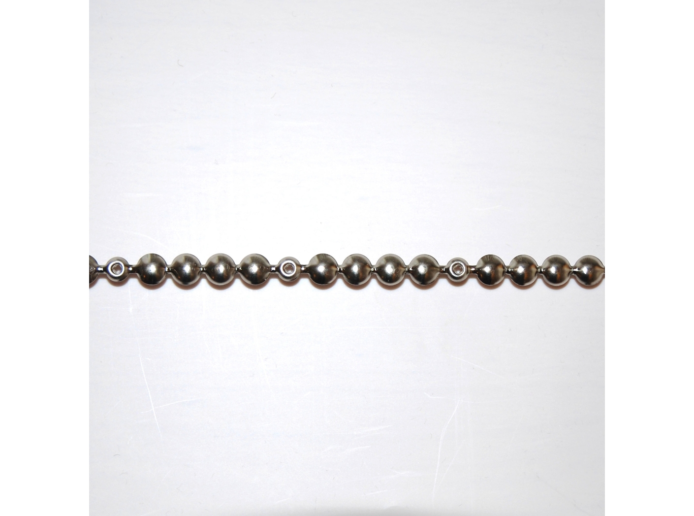Dek. vinukai 100 1/3 AG, Ø 9,6 mm, juostomis Dek. vinukai 100 1/3 AG, Ø 9,6 mm, juostomis
