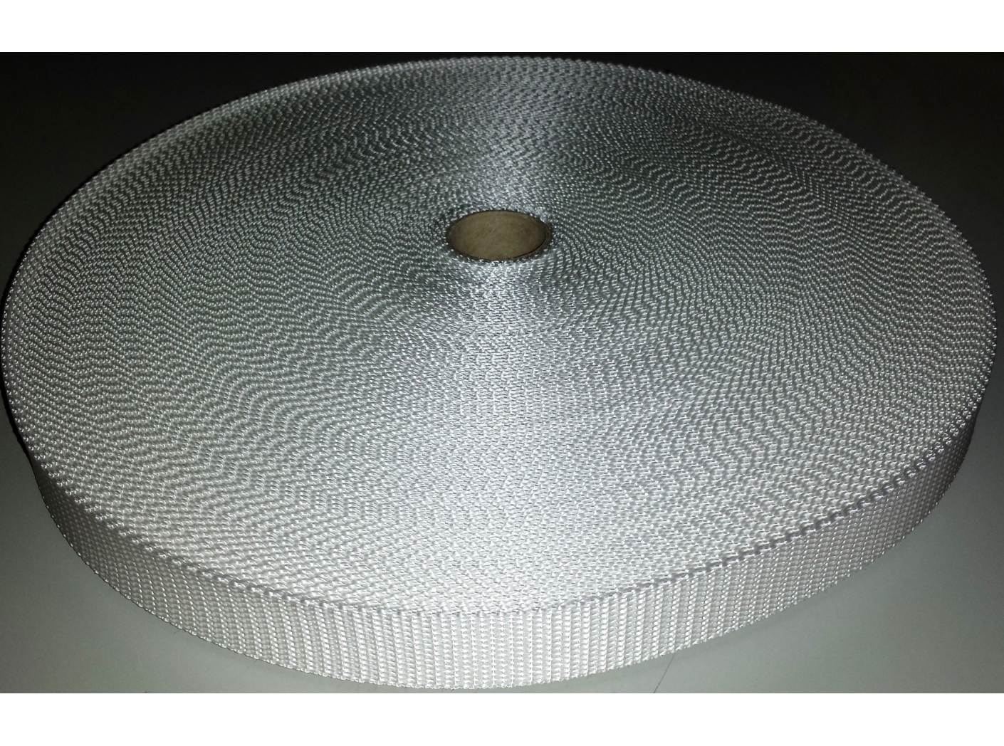 Polipropileno juosta, b=25 mm, balta, 50 m/rul. Polipropileno juosta, b=25 mm, balta, 50 m/rul.