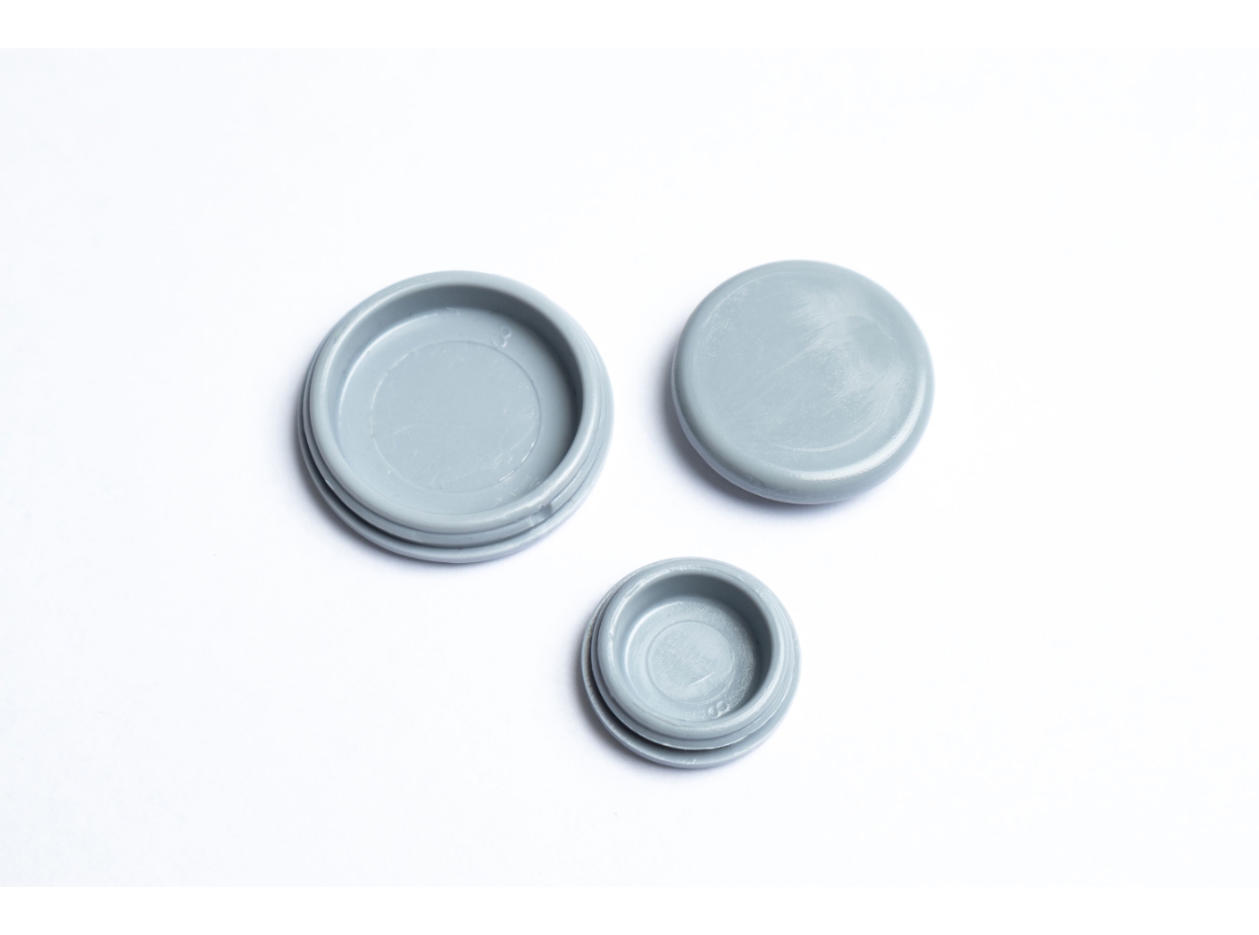 Įspaudžiamas plastikinis padukas Ø 25 mm Įspaudžiamas plastikinis padukas Ø 25 mm