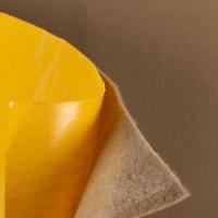 Veltinis 360 g/m2, b=133 cm, smėlio, klijuojamas